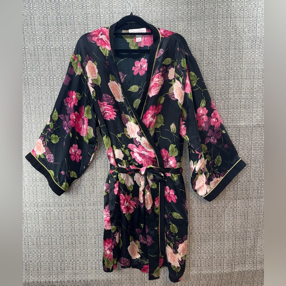 Oscar de la Renta Pink Label Floral Satin Kimono Robe, Size Medium Sash& Pockets